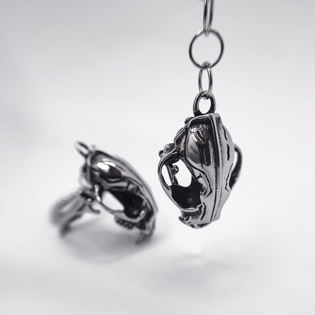 Tiger skull earring weights for stretched ears